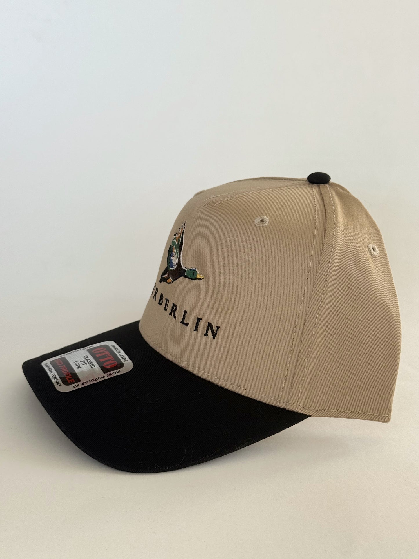 Aurberlin Mallard Duck Hat on Classic 2 Tone Baseball Cap Tan / Black